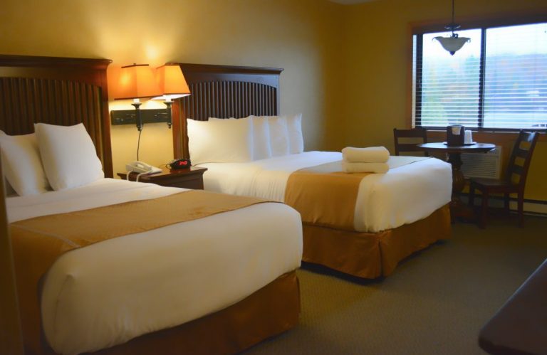 Water's Edge Inn | Premier Lodging Destination in Old Forge, NY